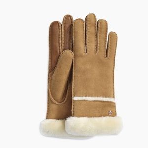 BNWT Ugg Australia tech gloves